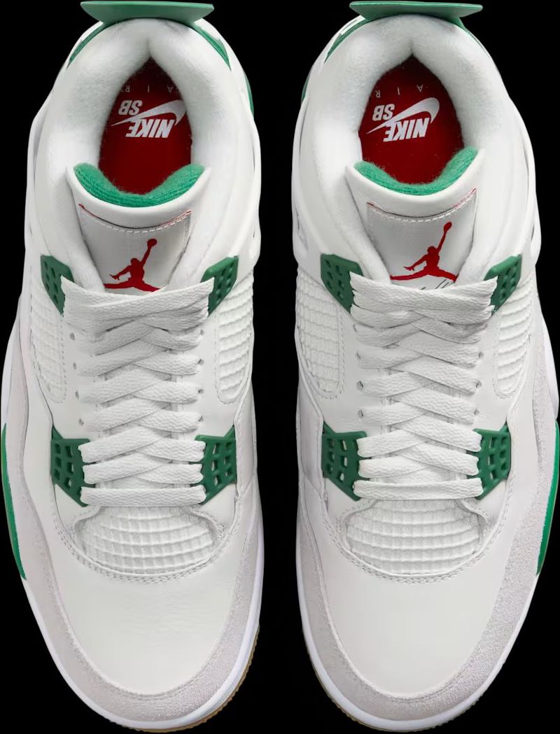 SB x Air Jordan 4 Retro 4 SP Pine Green UA view 3